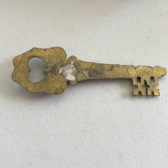 Brass skeleton key Vatican Italy catholic - Picture 4 of 5
